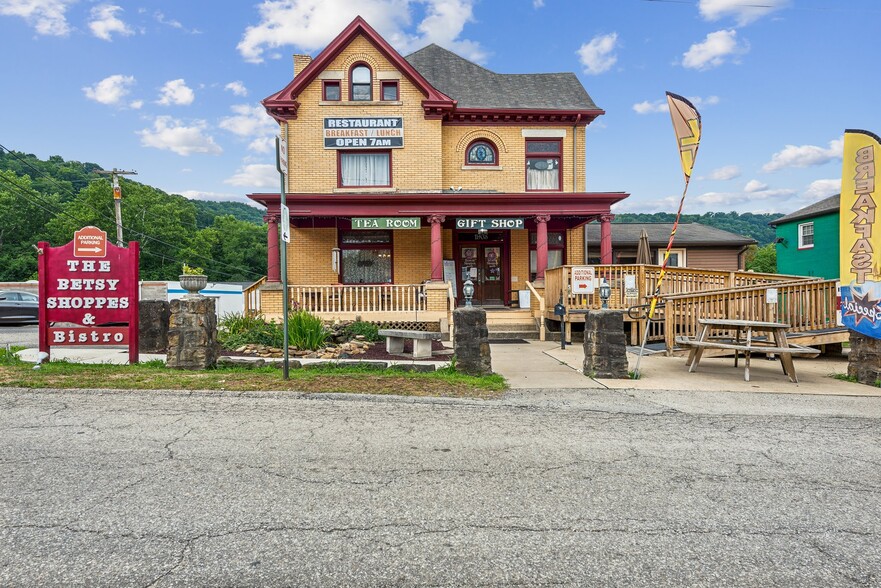 Primary Photo Of 1903 Donner St, Mckeesport Restaurant For Sale