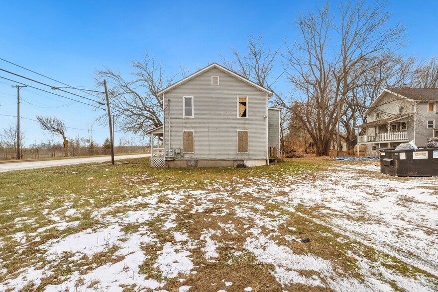 More Photos Of 763 Bowman St, Mansfield Multifamily For Sale