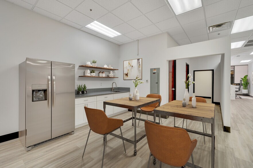 More Photos Of 1820 E Warm Springs Rd, Las Vegas Medical For Sale