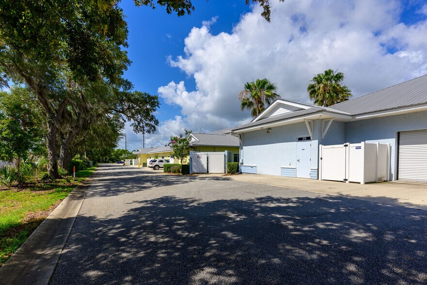 More Photos Of 4639 Clyde Morris Blvd, Port Orange Office For Lease