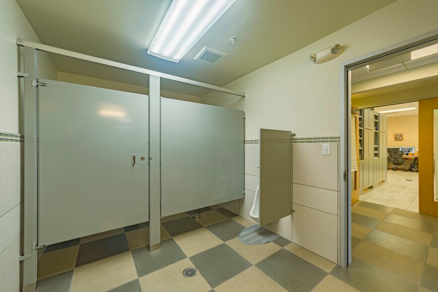 More Photos Of 3708 S El Camino Real, San Mateo Storefront Retail Residential For Sale