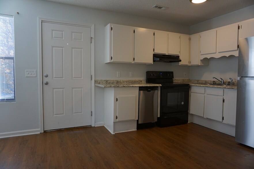 More Photos Of 9517 Newell Hickory Grove Rd, Charlotte Apartments For Sale