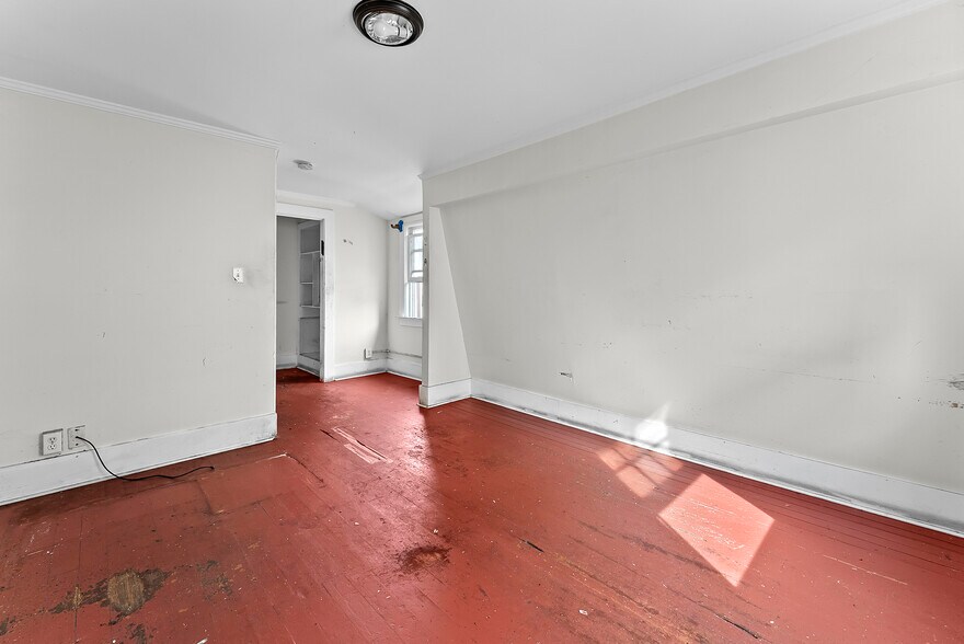 More Photos Of 2511 4th St, Santa Monica Multifamily For Sale