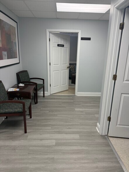 More Photos Of 925 Sanders Rd, Cumming Coworking Space