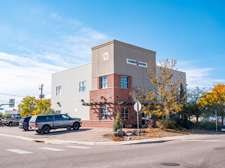 More Photos Of 2000 W Hamilton Pl, Englewood Office For Lease