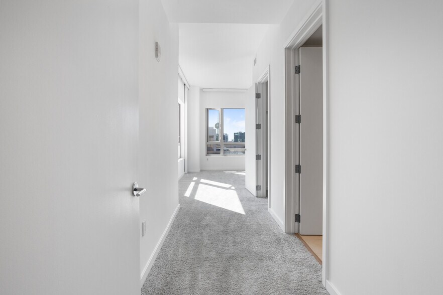 More Photos Of 100 Grand Ave, Oakland Apartments For Lease