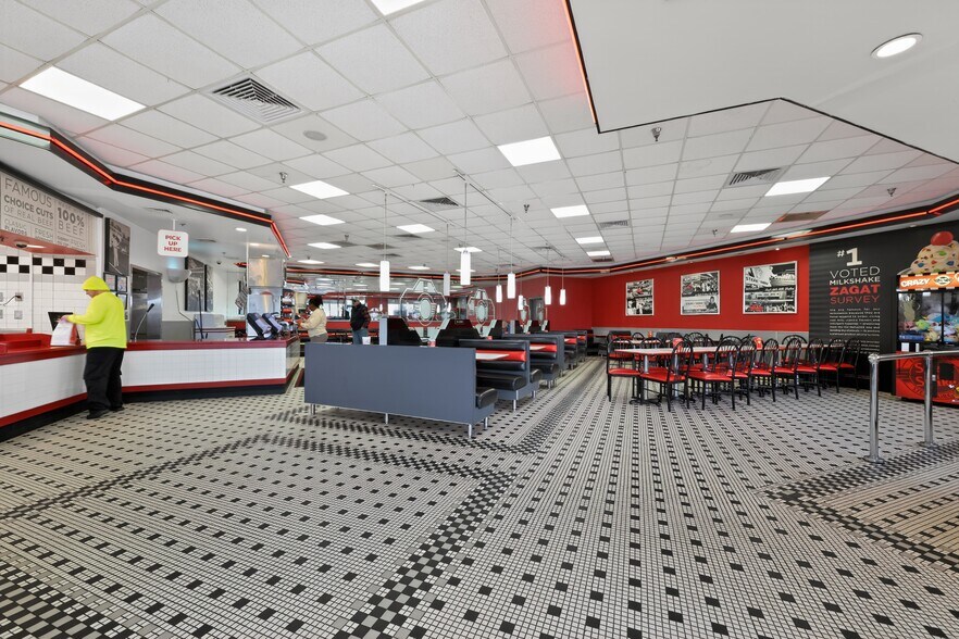 More Photos Of 4429 Old Union Rd, Tifton Fast Food For Sale