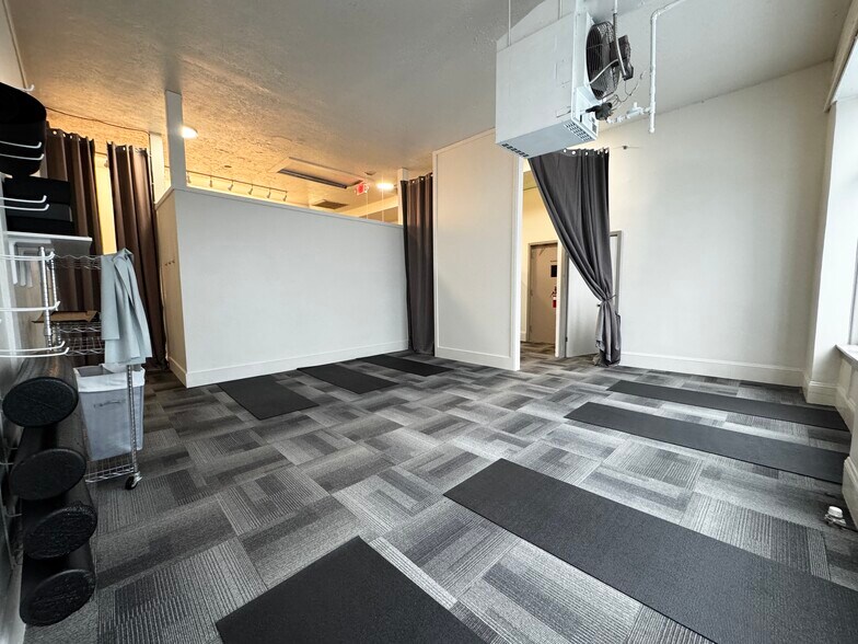 More Photos Of 316 SW 11th Ave, Portland Storefront Retail Office For Lease