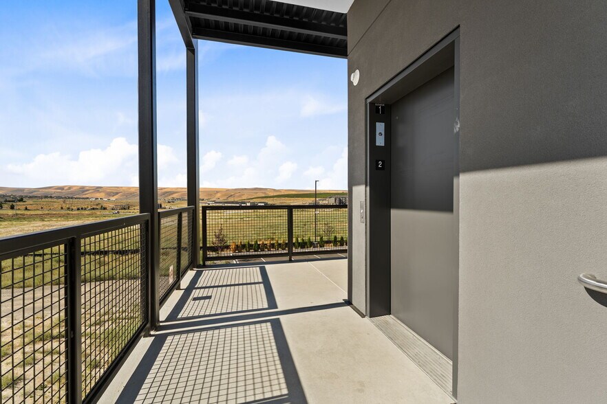 More Photos Of 5069 Ava Way, Richland General Retail For Lease