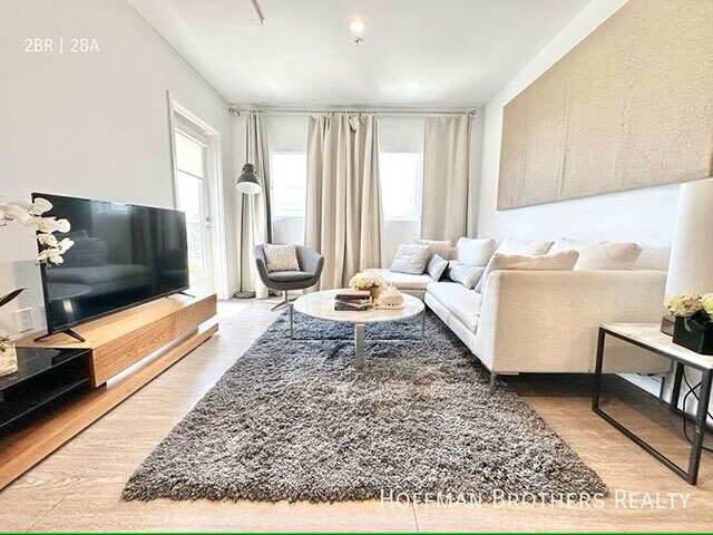 More Photos Of 11405 Chandler Blvd, North Hollywood Apartments For Sale