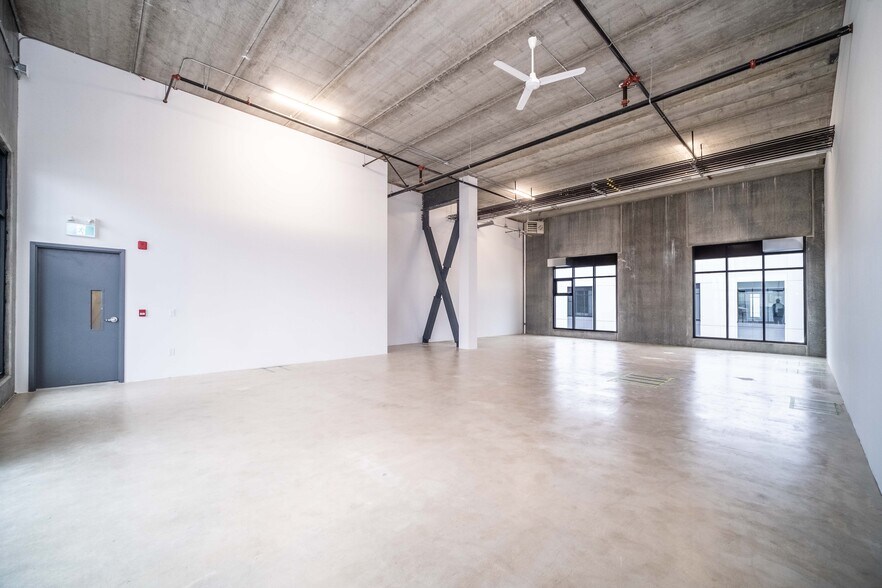 More Photos Of 9123 Bentley St, Vancouver Light Distribution For Lease