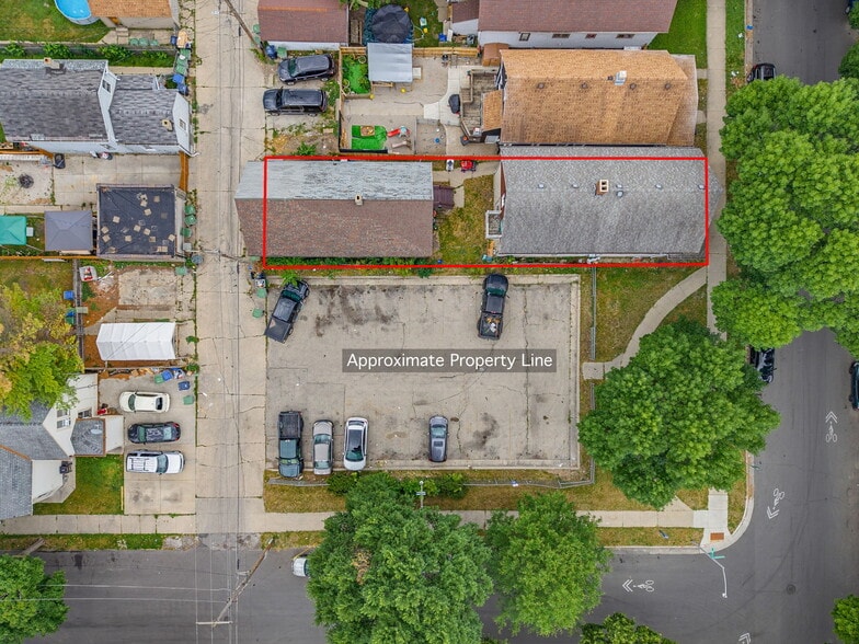 More Photos Of , Milwaukee Multifamily For Sale