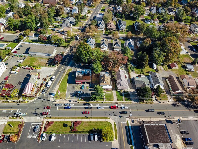 More Photos Of 55 N White Horse Pike, Audubon Auto Repair For Sale