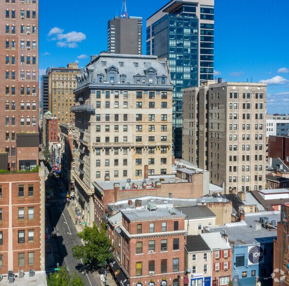 More Photos Of 201 S 13th St, Philadelphia Apartments For Lease