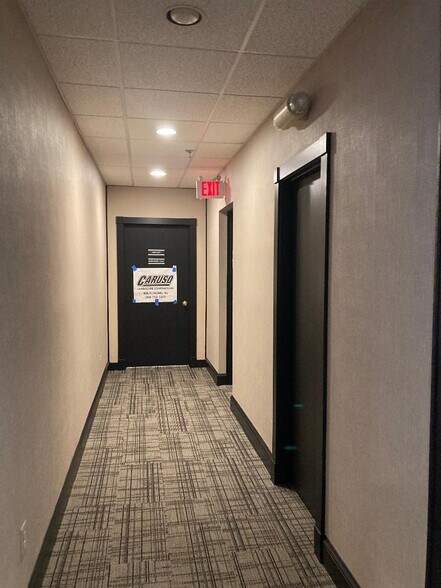 More Photos Of 775 Mountain Blvd, Watchung Office For Lease