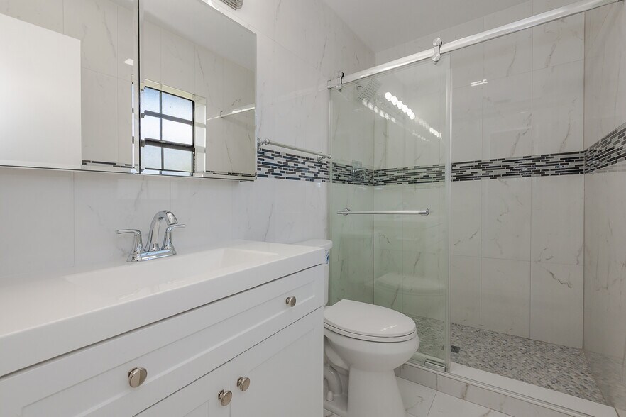 More Photos Of 10675-10687 Royal Palm Blvd, Coral Springs Apartments For Sale