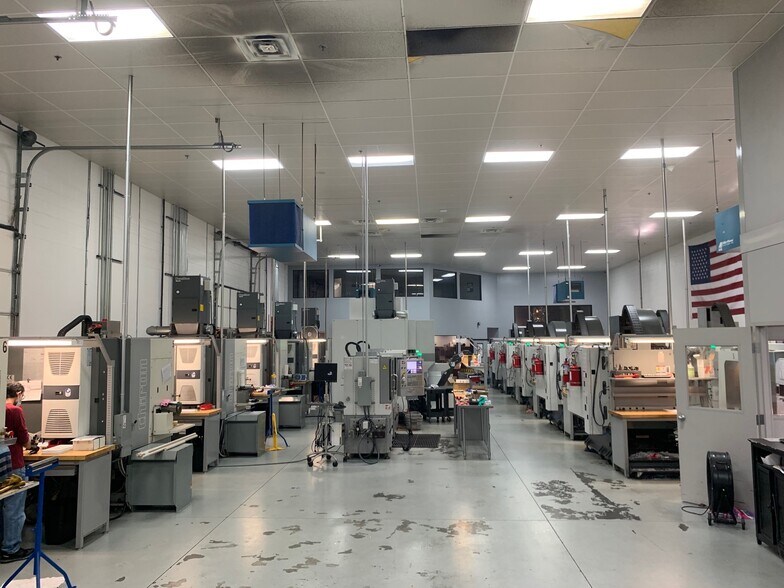 More Photos Of 301-315 Camars Dr, Warminster Light Manufacturing For Sale