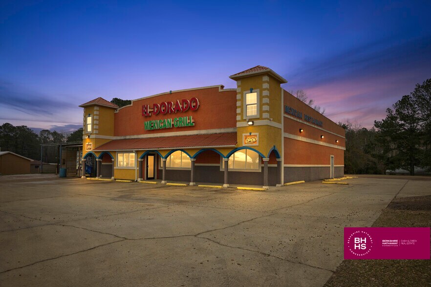 More Photos Of 958 E Main St, Liberty Restaurant For Sale