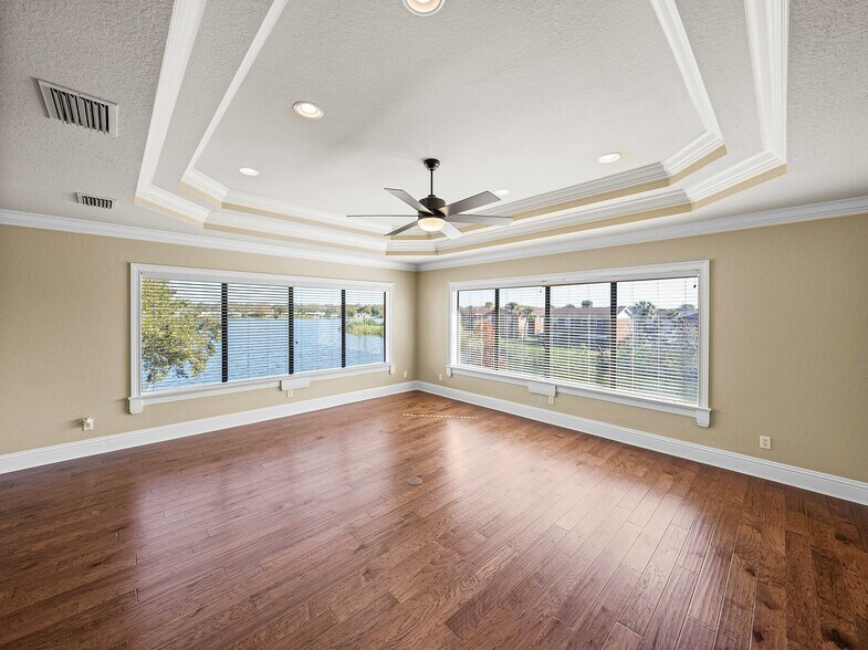 More Photos Of 1820 E Edgewood Dr, Lakeland Medical For Sale