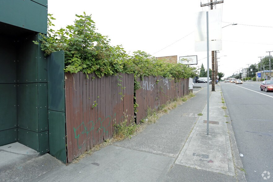 More Photos Of 2235-2241 15th Ave W, Seattle Land For Sale