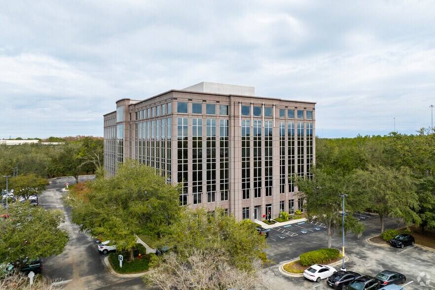 More Photos Of 8800 Grand Oak Cir, Tampa Office For Lease