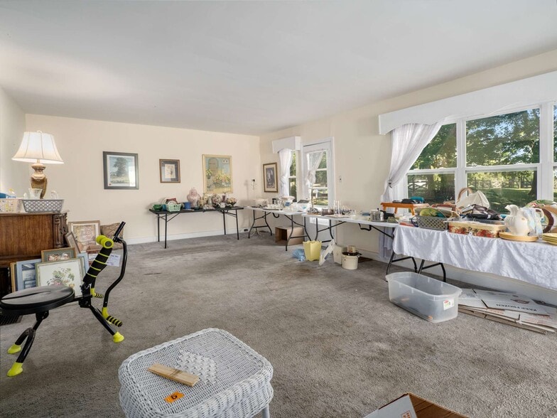 More Photos Of , Lewisburg Unknown For Sale