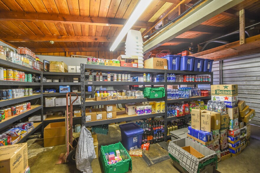 More Photos Of 24967 State Highway 108, Mi Wuk Village Service Station For Sale