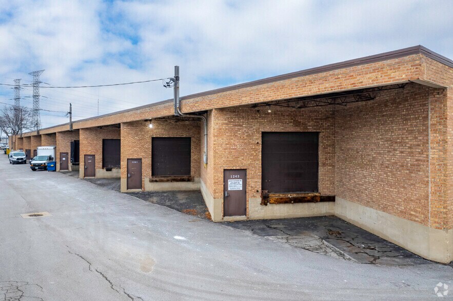 More Photos Of 1221-1243 Rand Rd, Des Plaines Unknown For Lease