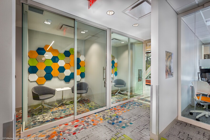 More Photos Of 1351 Holiday Square Blvd, Covington Office For Lease