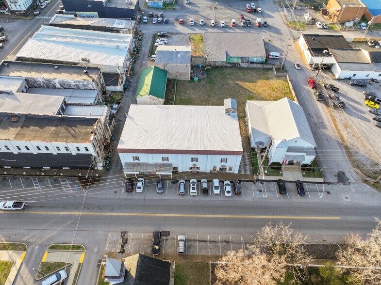 More Photos Of 114 N Church St, Waverly Loft Creative Space For Lease