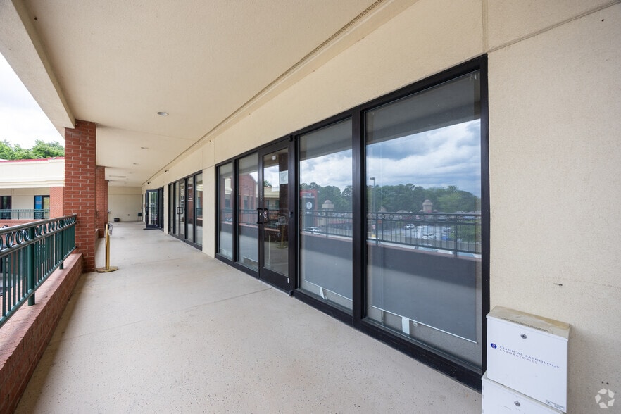 More Photos Of 5953 Buford Hwy NE, Doraville Storefront Retail Office For Sale