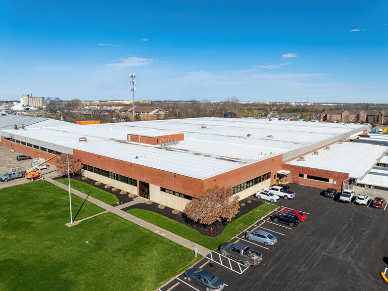 More Photos Of 3600 Sullivant Ave, Columbus Manufacturing For Sale