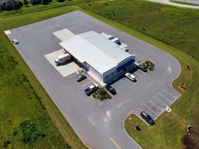 More Photos Of 612 Glover, Enterprise Distribution For Sale