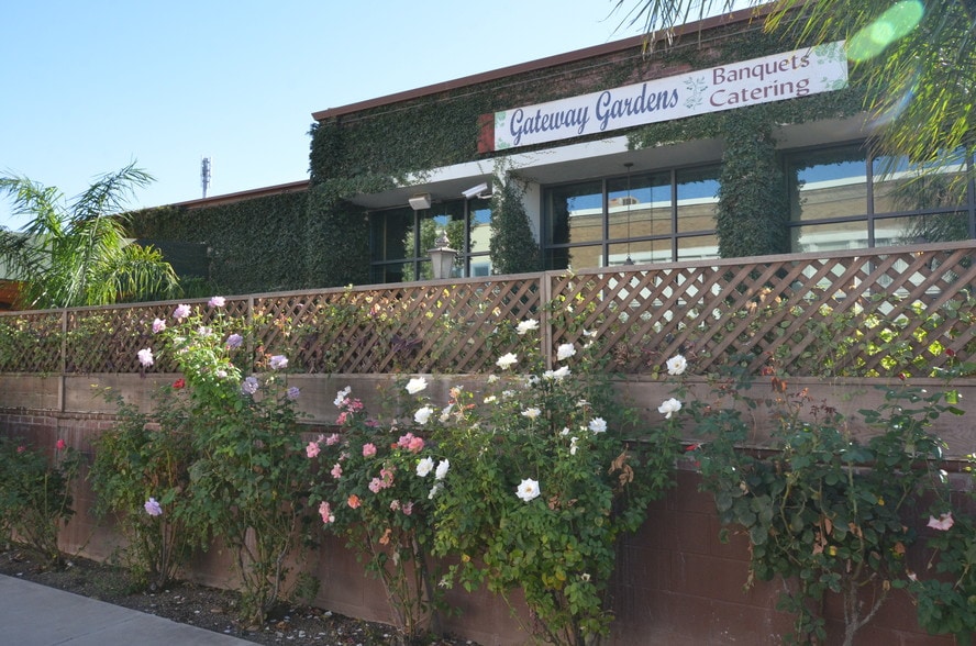 More Photos Of 560 W 18th St, Merced Storefront Retail Office For Lease