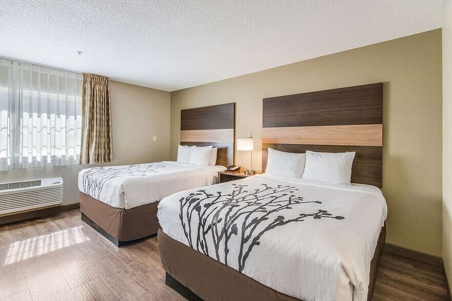 More Photos Of 3662 Victory Dr, Columbus Hotel For Sale