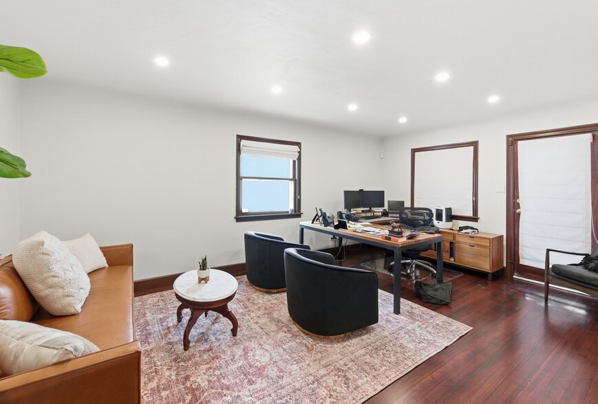More Photos Of 832 Willow St, Reno Office For Sale