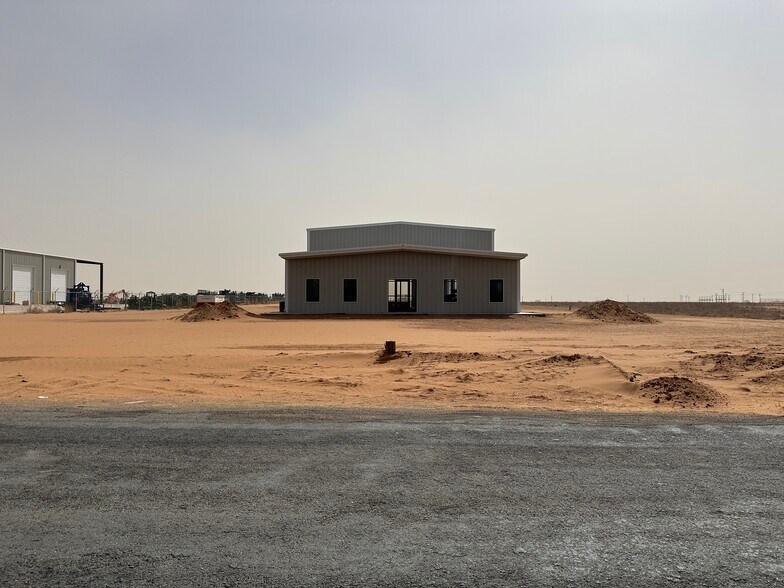 More Photos Of 2408 E County Road 130, Midland Warehouse For Sale