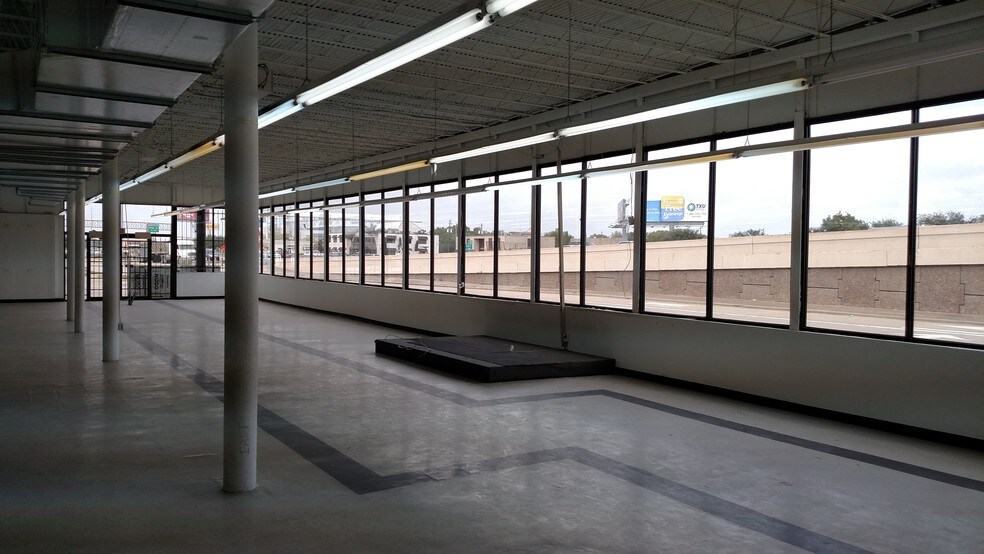 More Photos Of 1211 S Loop Fwy W, Houston Auto Dealership For Sale