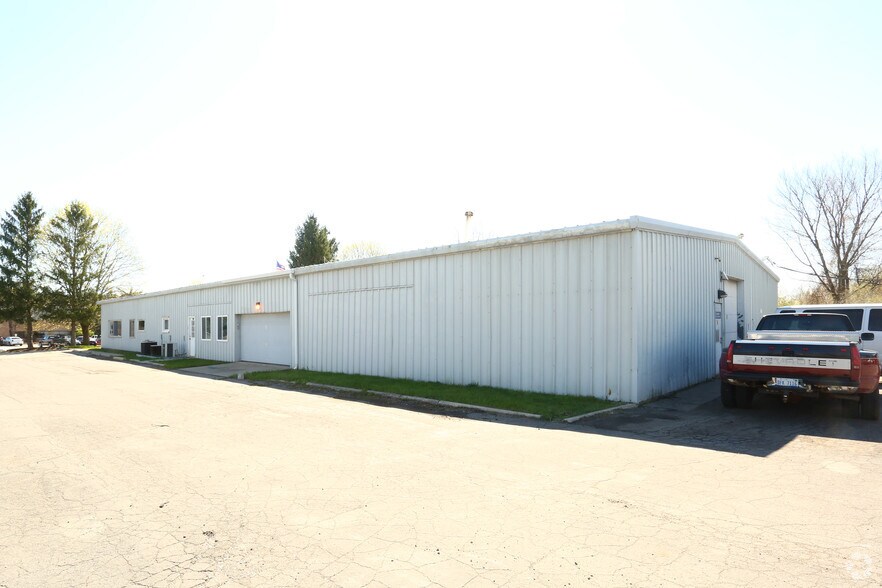 More Photos Of 1300 Rickett Rd, Brighton Manufacturing For Lease