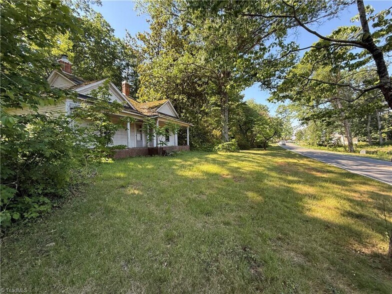 More Photos Of 607 Kirby Rd, King Land For Sale