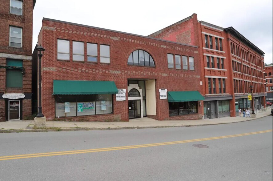 Primary Photo Of 36 Eastern Ave, Saint Johnsbury Office For Sale