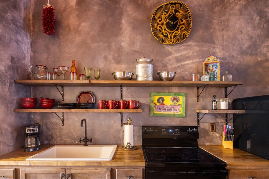 More Photos Of 304 Victor Ave, Victor Multifamily For Sale