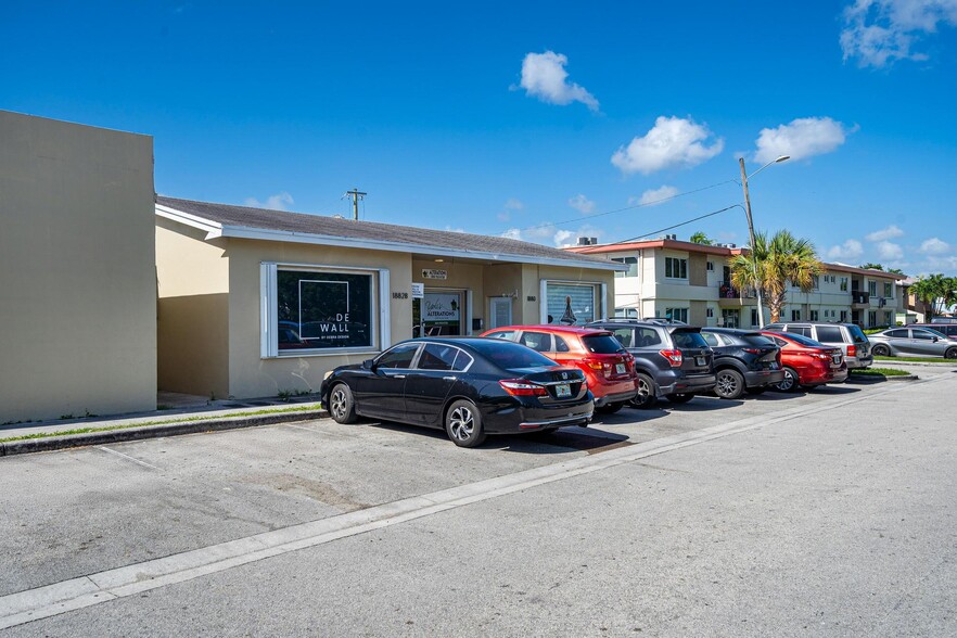 More Photos Of 16978-16990 NE 19th Ave, North Miami Beach Storefront Retail Office For Lease