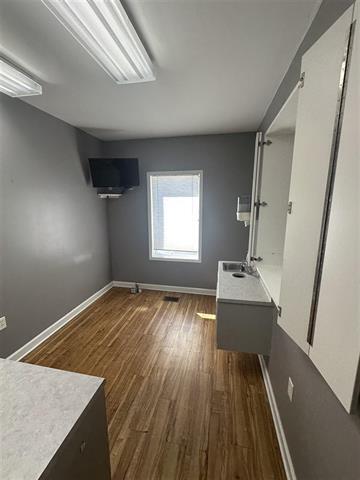 More Photos Of 201 Pleasant Valley Rd, Franklin Healthcare For Lease