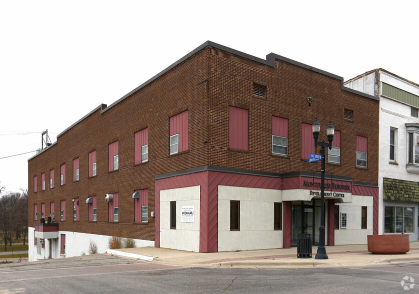 Primary Photo Of 301 N 1st St, Montevideo Office For Lease