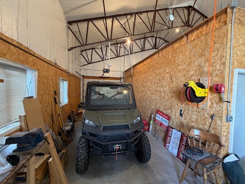 More Photos Of 1401 E 1st St, Ogallala Office For Sale