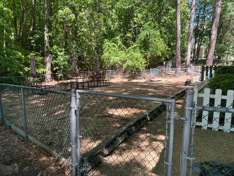 More Photos Of 4336 John Tyler Hwy, Williamsburg Daycare Center For Lease