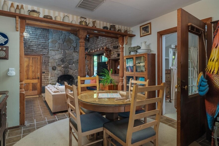 More Photos Of 306 W St Charles St, San Andreas Hotel For Sale