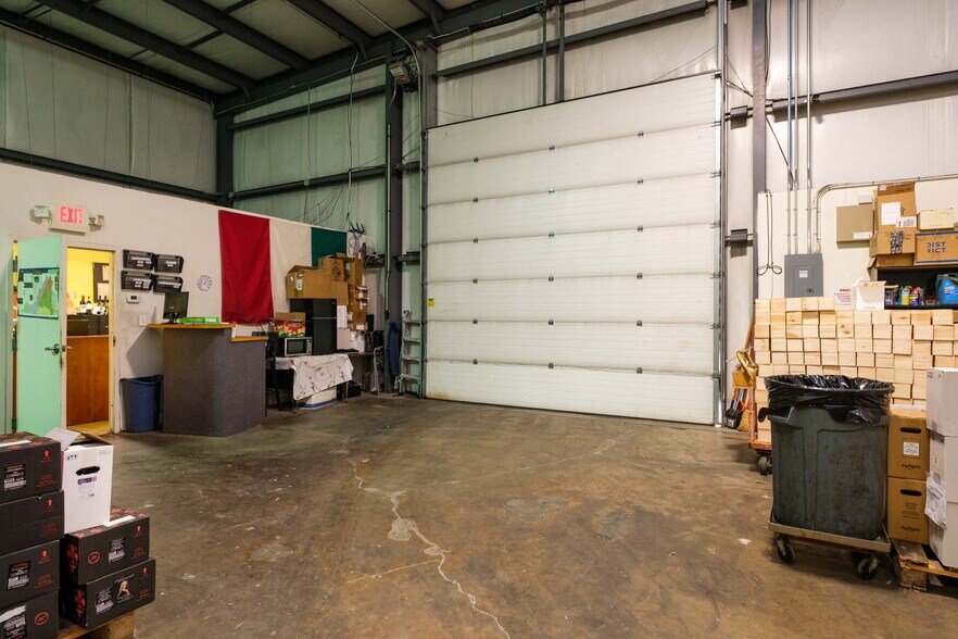 More Photos Of 1780 Dealton Ave, Harrisonburg Light Distribution For Lease