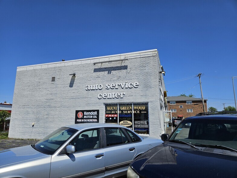 More Photos Of 12257 S Cicero Ave, Alsip Auto Repair For Sale